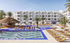 Coral Star Apartments